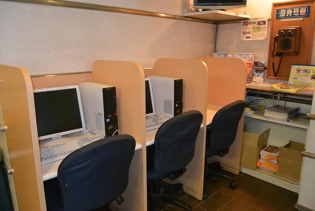 Apa Hotel Hakodate Ekimae 3*,